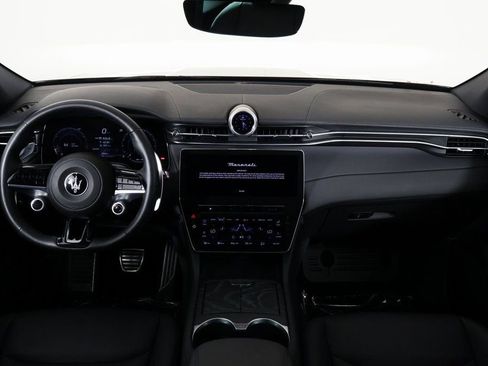 Used 2023 Maserati Grecale Modena image 8