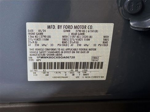 Used 2025 Ford Explorer ST image 31