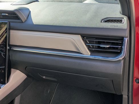 Certified 2025 GMC Terrain Elevation w/ Technology Package II image 20