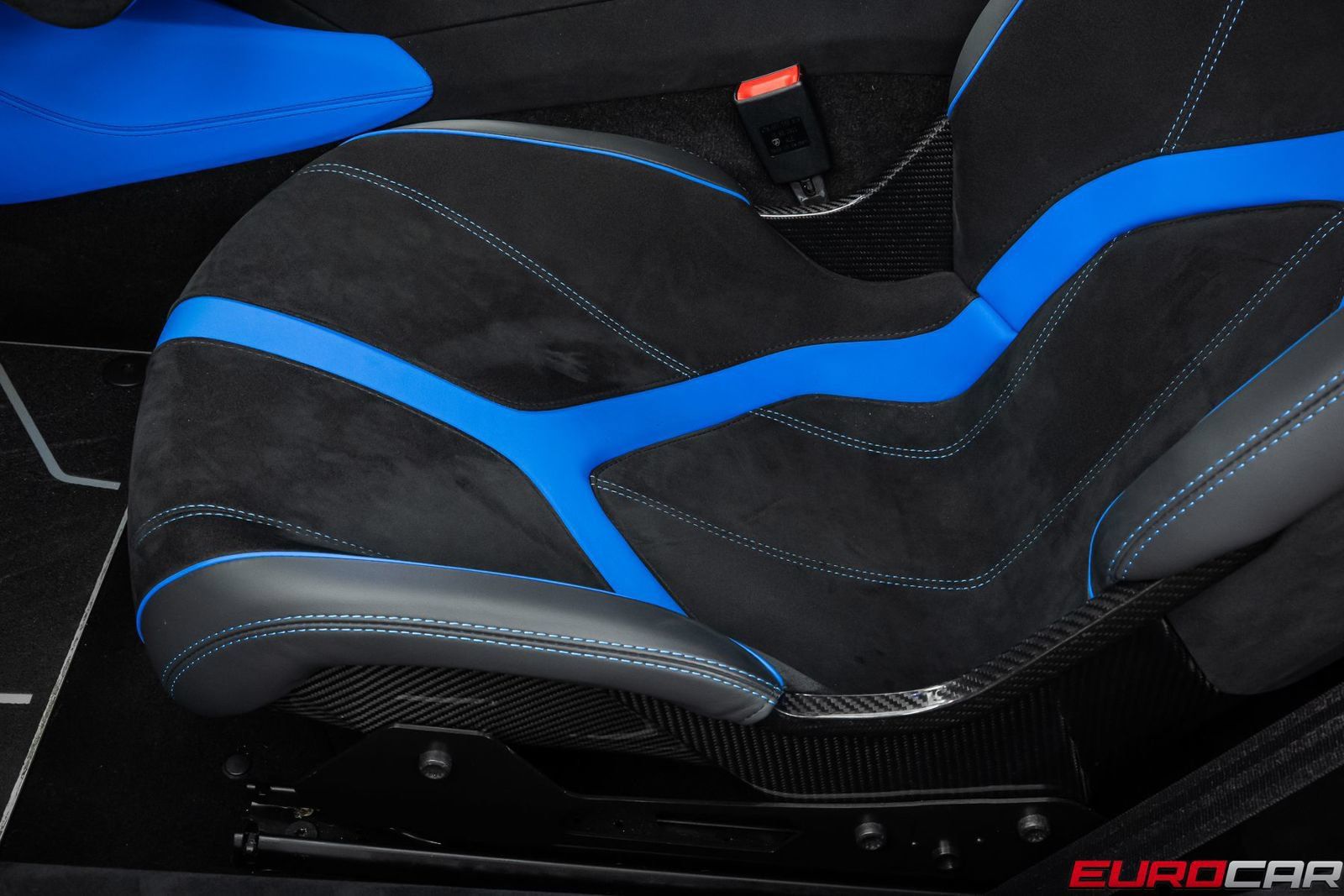 Used 2022 Lamborghini Huracan STO RWD image 49