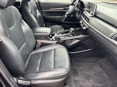 Used 2020 Kia Telluride S w/ S 8 Passenger Seating Package FWD image 25