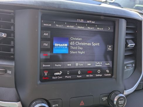 Used 2020 RAM 1500 Big Horn image 14