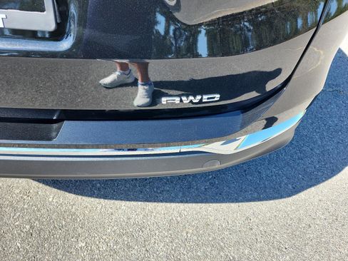 Used 2022 GMC Terrain SLT image 5