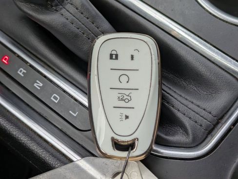 Used 2019 Chevrolet Traverse LT image 31