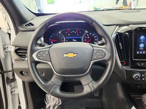 Used 2023 Chevrolet Traverse LT FWD image 26