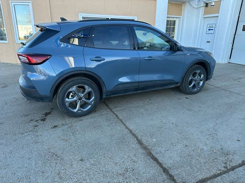Used 2025 Ford Escape ST-Line Select image 4