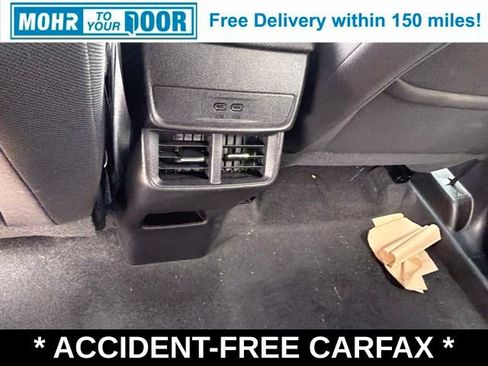 Used 2025 Chevrolet Equinox LT w/ Safety and Technology Package FWD image 38