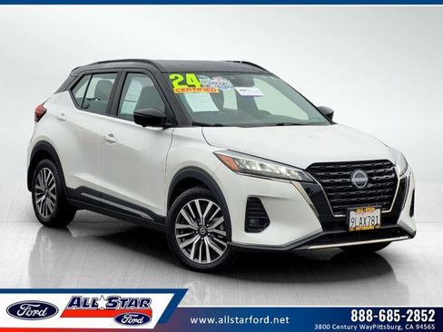Used 2024 Nissan Kicks SR w/ SR Premium Package image 1
