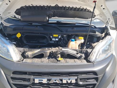 Used 2025 RAM ProMaster 2500 w/ Convenience Group FWD image 18