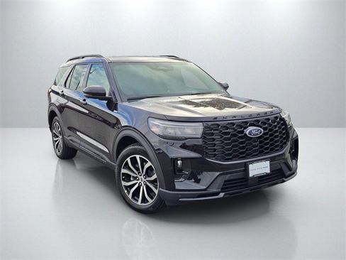 New 2026 Ford Explorer ST-Line image 1