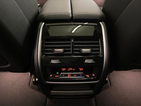 Used 2026 BMW X5 M60i image 29