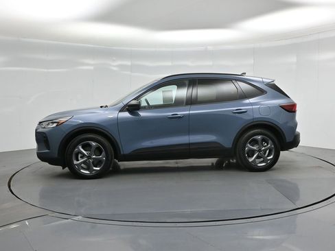 Certified 2025 Ford Escape ST-Line w/ Equipment Group 301A image 30