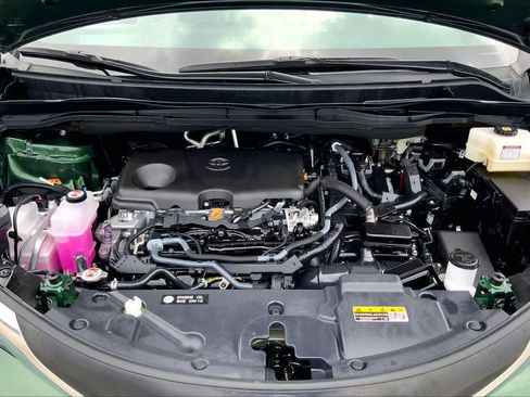 Certified 2026 Toyota Sienna XLE FWD image 31