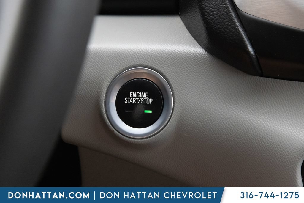 Used 2018 GMC Terrain SLE w/ Driver Convenience Package FWD image 13