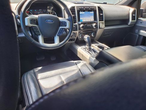 Used 2018 Ford F150 Lariat w/ Equipment Group 502A Luxury AWD/4WD image 27