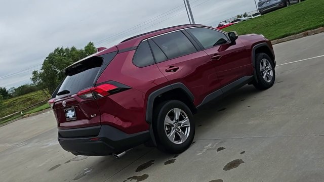 Used 2024 Toyota RAV4 XLE FWD image 8