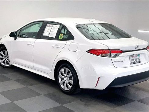 Used 2026 Toyota Corolla LE FWD image 10