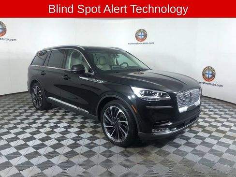 Used 2020 Lincoln Aviator Reserve w/ Equipment Group 202A AWD/4WD image 16