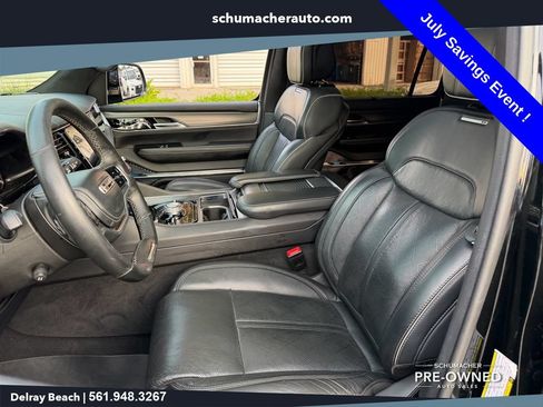 Used 2023 Jeep Grand Wagoneer Series II AWD/4WD image 11