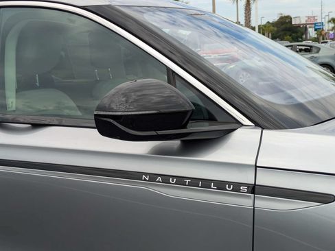 New 2026 Lincoln Nautilus Premier AWD/4WD image 12