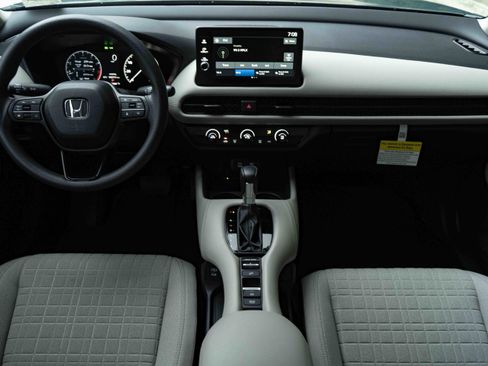 Used 2026 Honda HR-V LX image 26
