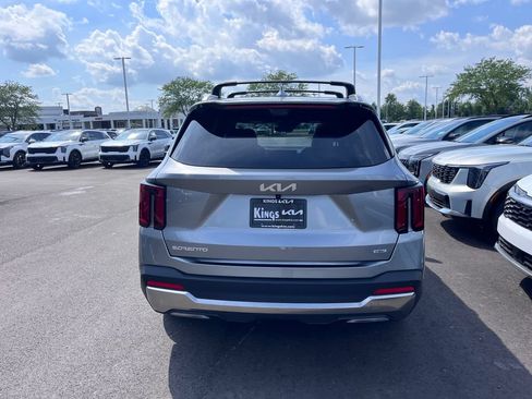 Certified 2025 Kia Sorento SX Prestige AWD/4WD image 5