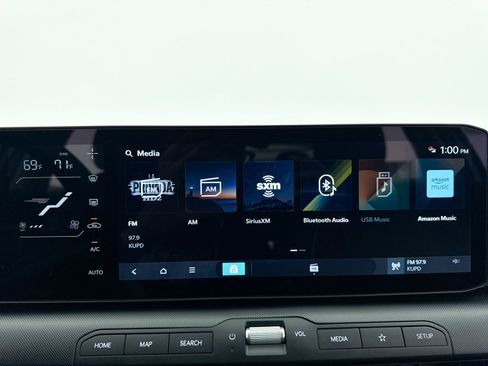 Used 2025 Kia K4 EX image 23