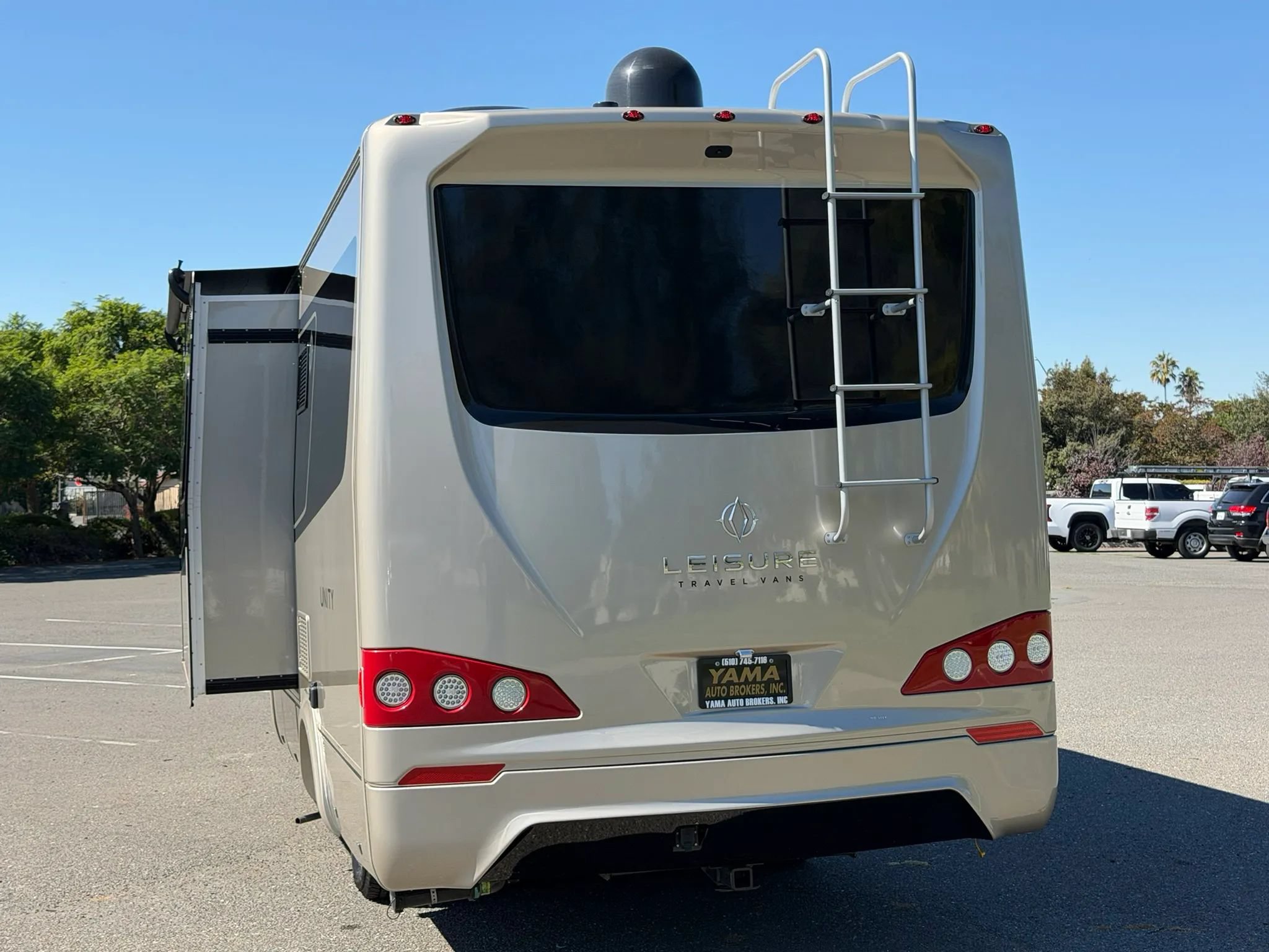 Used 2019 Mercedes-Benz Sprinter 170 image 9