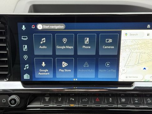 Used 2025 Chevrolet Silverado 2500 ZR2 w/ Technology Package image 32