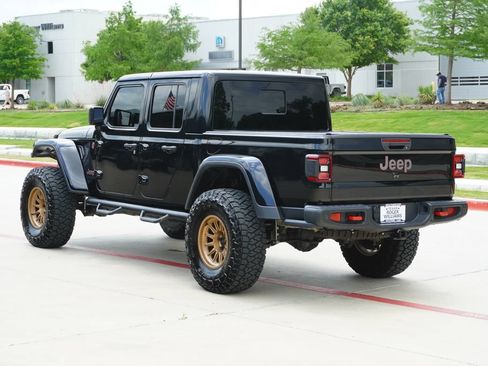 Used 2020 Jeep Gladiator Rubicon AWD/4WD image 3