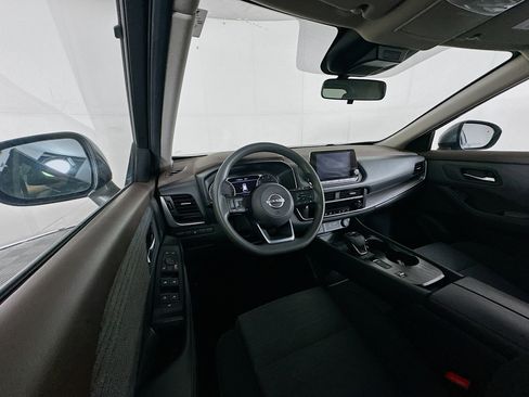 Used 2023 Nissan Rogue SV FWD image 18