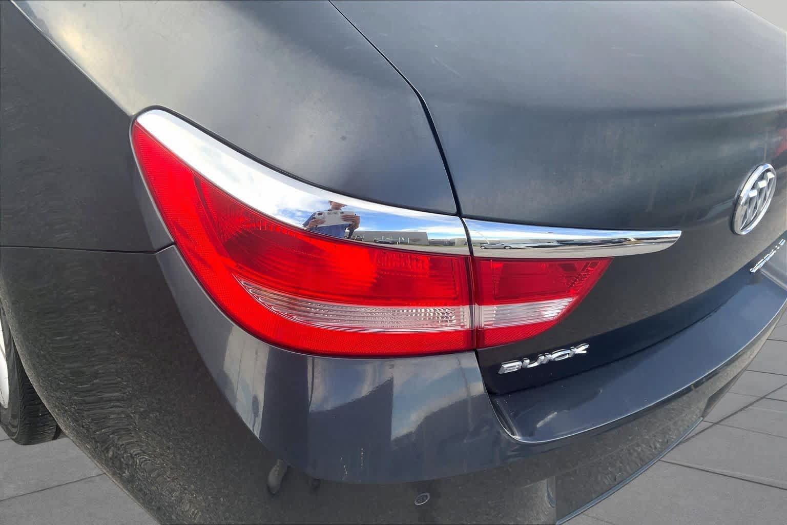 Used 2014 Buick Verano Convenience FWD image 28