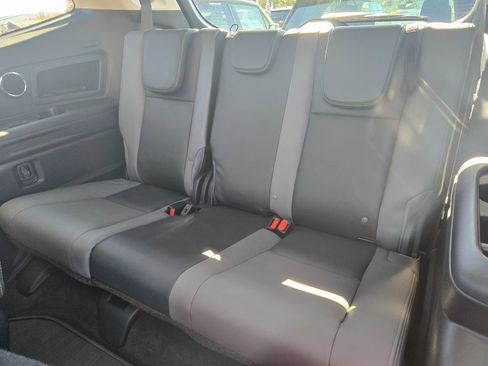 Used 2024 Subaru Ascent Onyx Edition Limited w/ Popular Package Onyx image 9