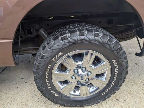 Used 2011 Ford F150 XLT w/ XLT Chrome Pkg AWD/4WD image 22