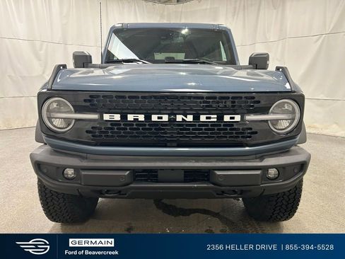 New 2025 Ford Bronco Outer Banks w/ Sasquatch Package image 3
