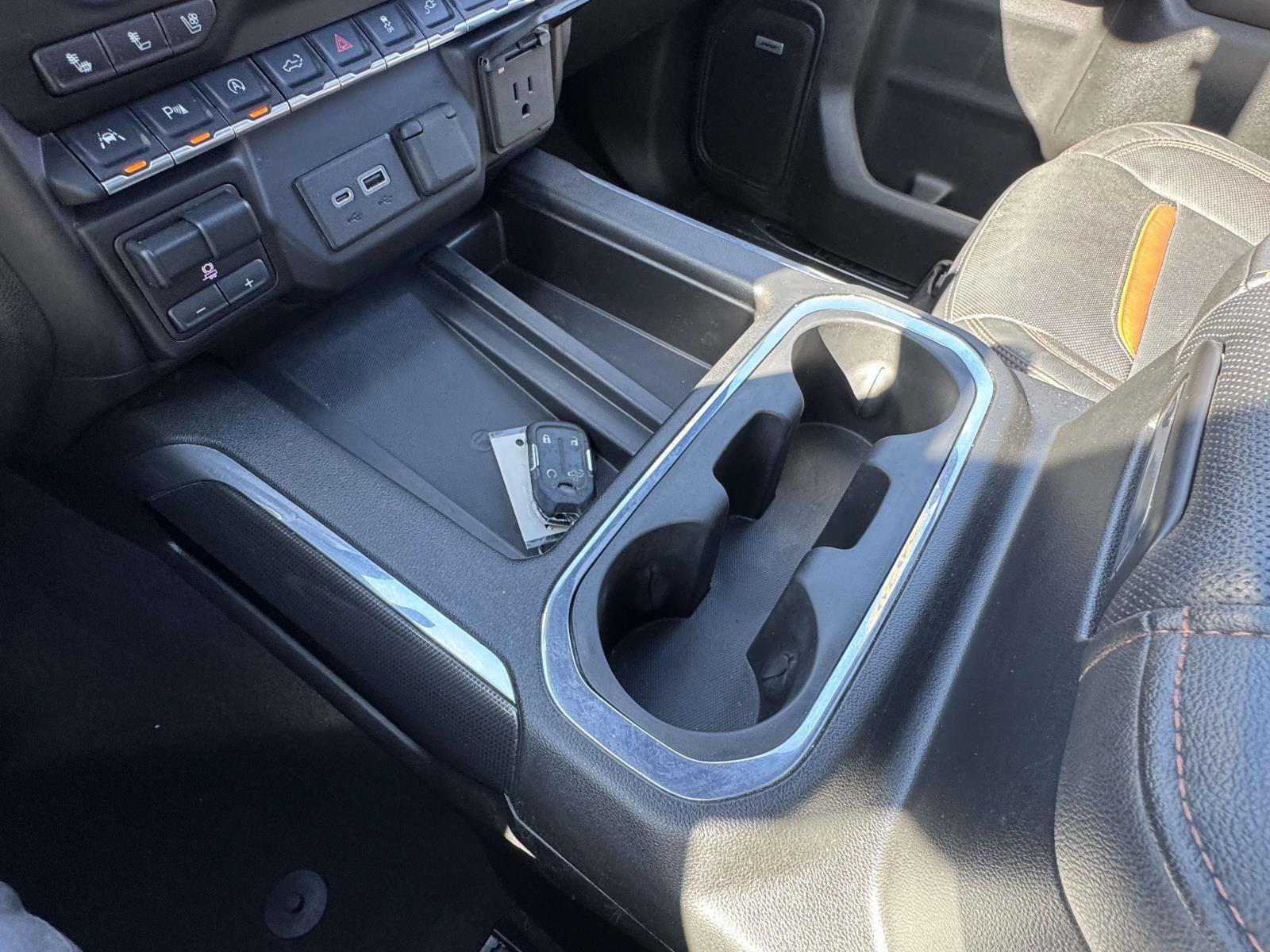 Used 2020 GMC Sierra 1500 AT4 w/ AT4 Premium Package AWD/4WD image 43