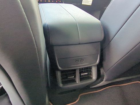 Used 2026 GMC Terrain AT4 w/ Technology Package II image 21