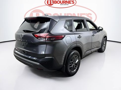 Used 2023 Nissan Rogue S AWD/4WD image 9