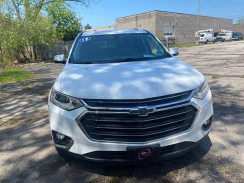 Used 2018 Chevrolet Traverse LT image 8