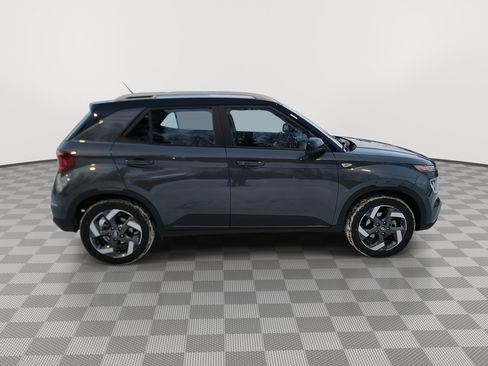 New 2026 Hyundai Venue SEL FWD image 9
