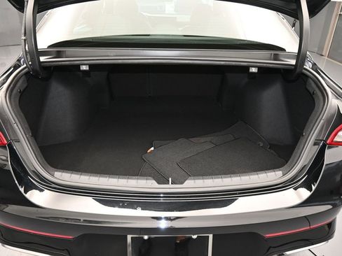 Used 2023 Kia K5 GT-Line image 37