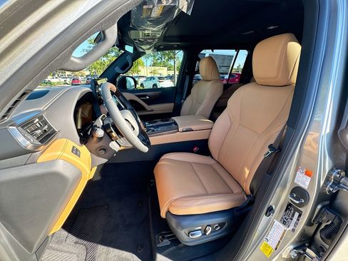New 2025 Lexus LX 700h Luxury image 24