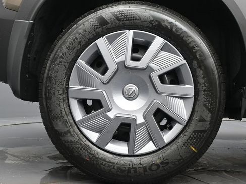 New 2026 Nissan Kicks S image 9