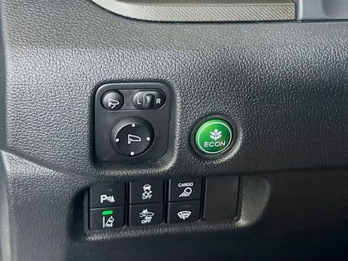 Certified 2025 Honda Ridgeline TrailSport image 11