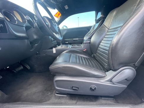 Used 2012 Dodge Challenger R/T Plus image 11