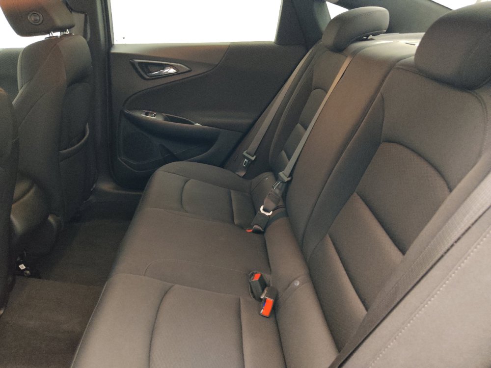 Used 2021 Chevrolet Malibu LS FWD image 18