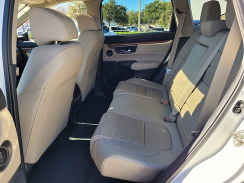 Used 2018 Honda CR-V Touring image 11