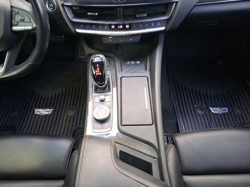 Used 2022 Cadillac CT5 Sport w/ Technology Package image 13