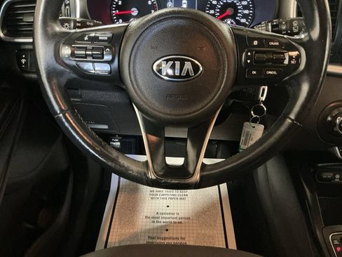 Used 2016 Kia Sorento FWD w/ LX Convenience Package image 18