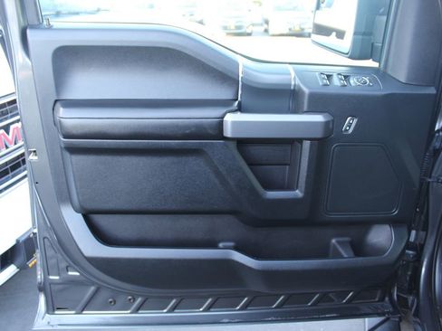 Used 2019 Ford F150 XLT w/ Equipment Group 302A Luxury image 19